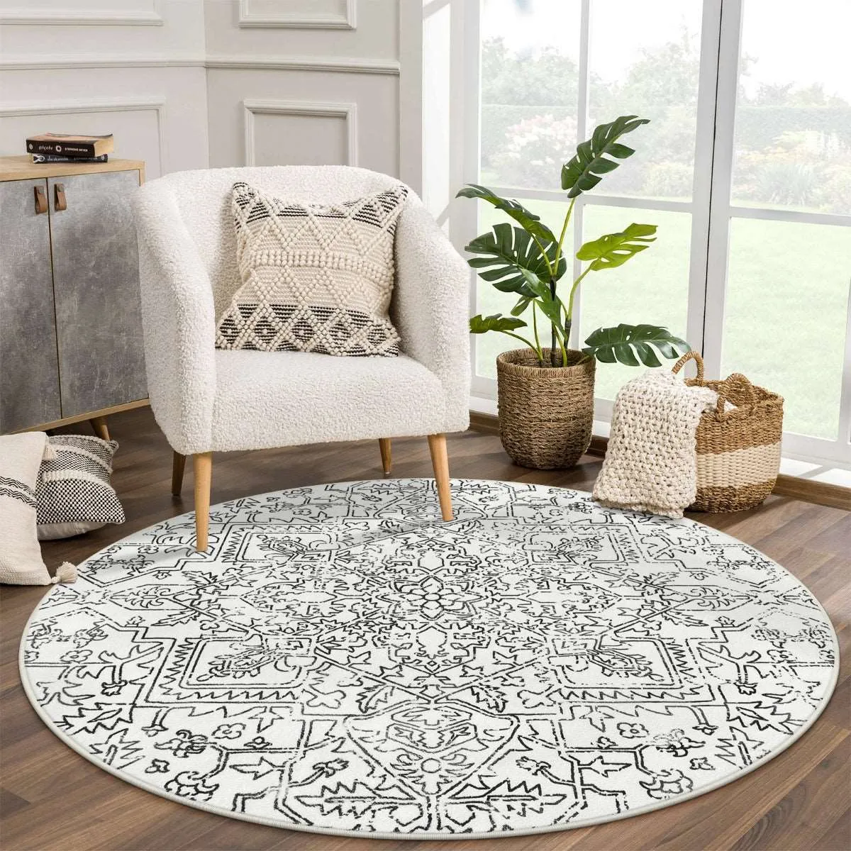 Alarie Modern Vintage Medallion Distressed Ornate Black Area Rug