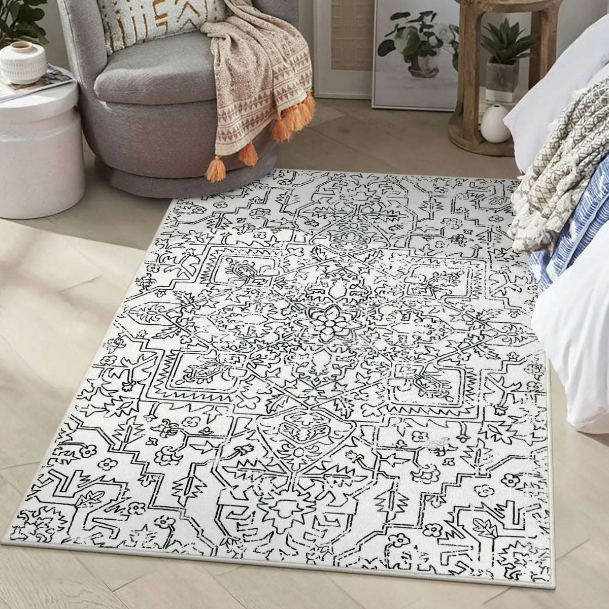 Alarie Modern Vintage Medallion Distressed Ornate Black Area Rug