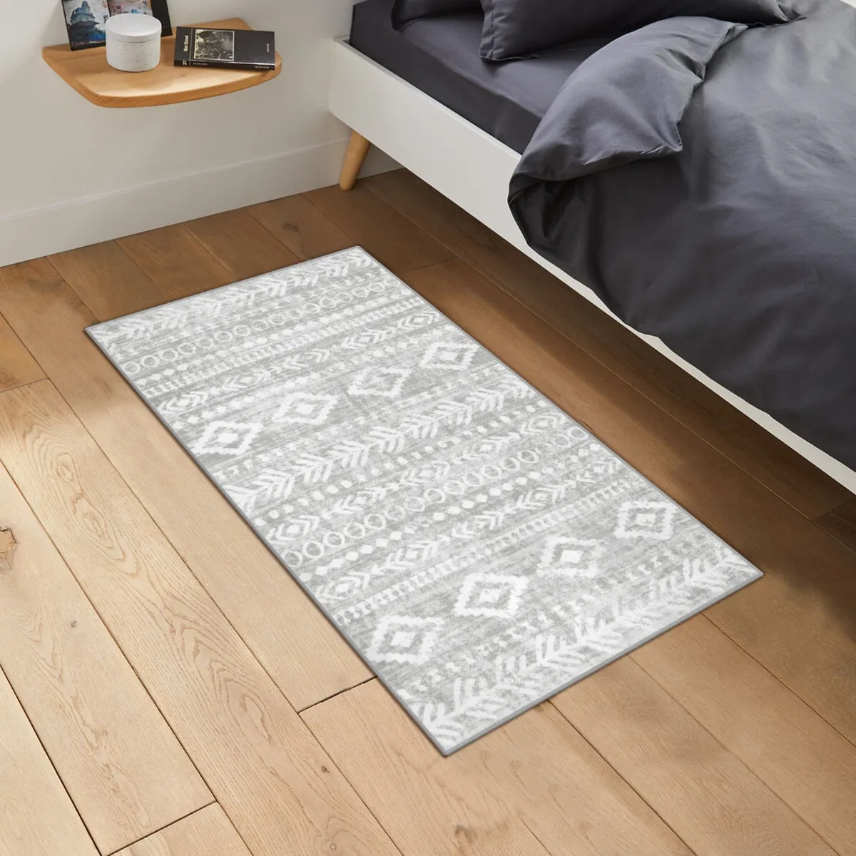 Varena Modern Rustic Farmhouse Moroccan Tribal Grey/White Rug