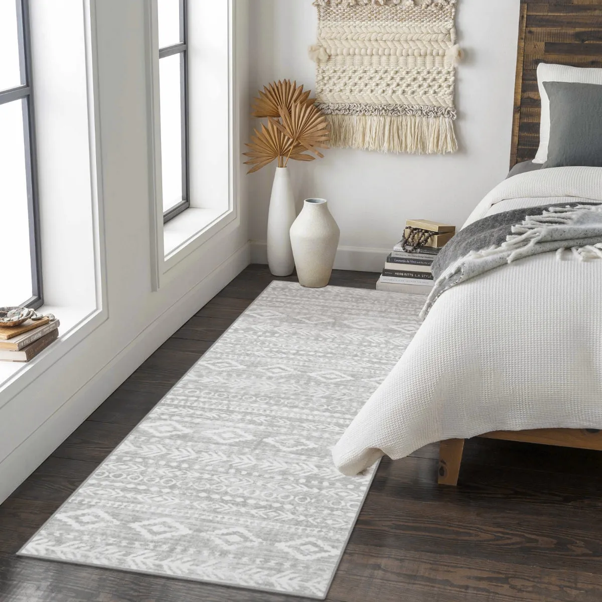 Varena Modern Rustic Farmhouse Moroccan Tribal Grey/White Rug