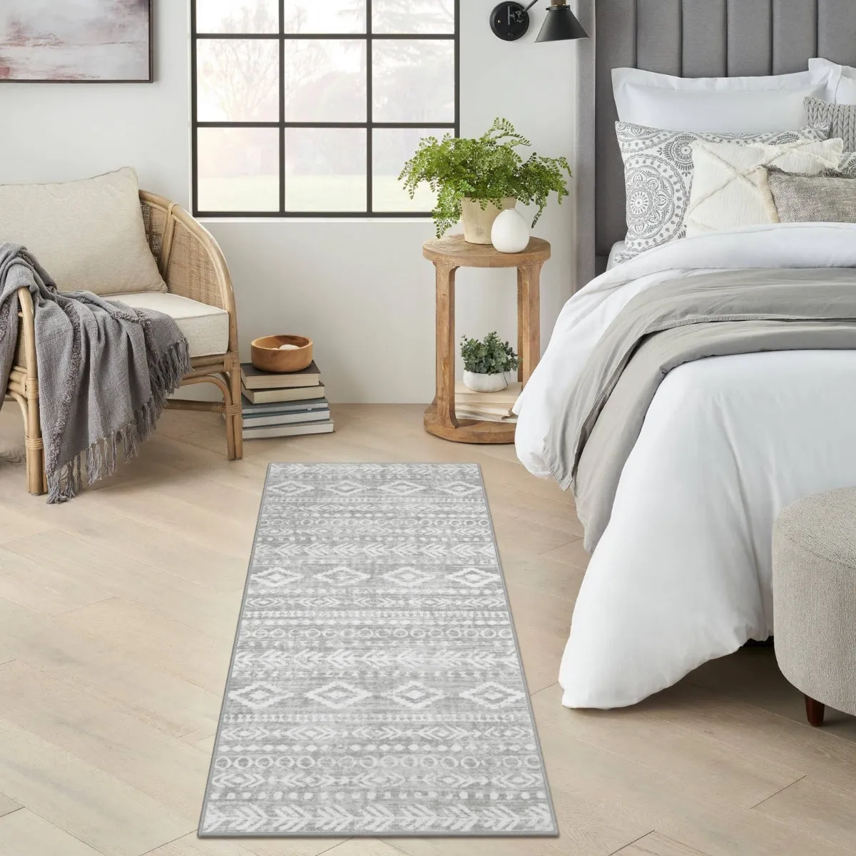 Varena Modern Rustic Farmhouse Moroccan Tribal Grey/White Rug