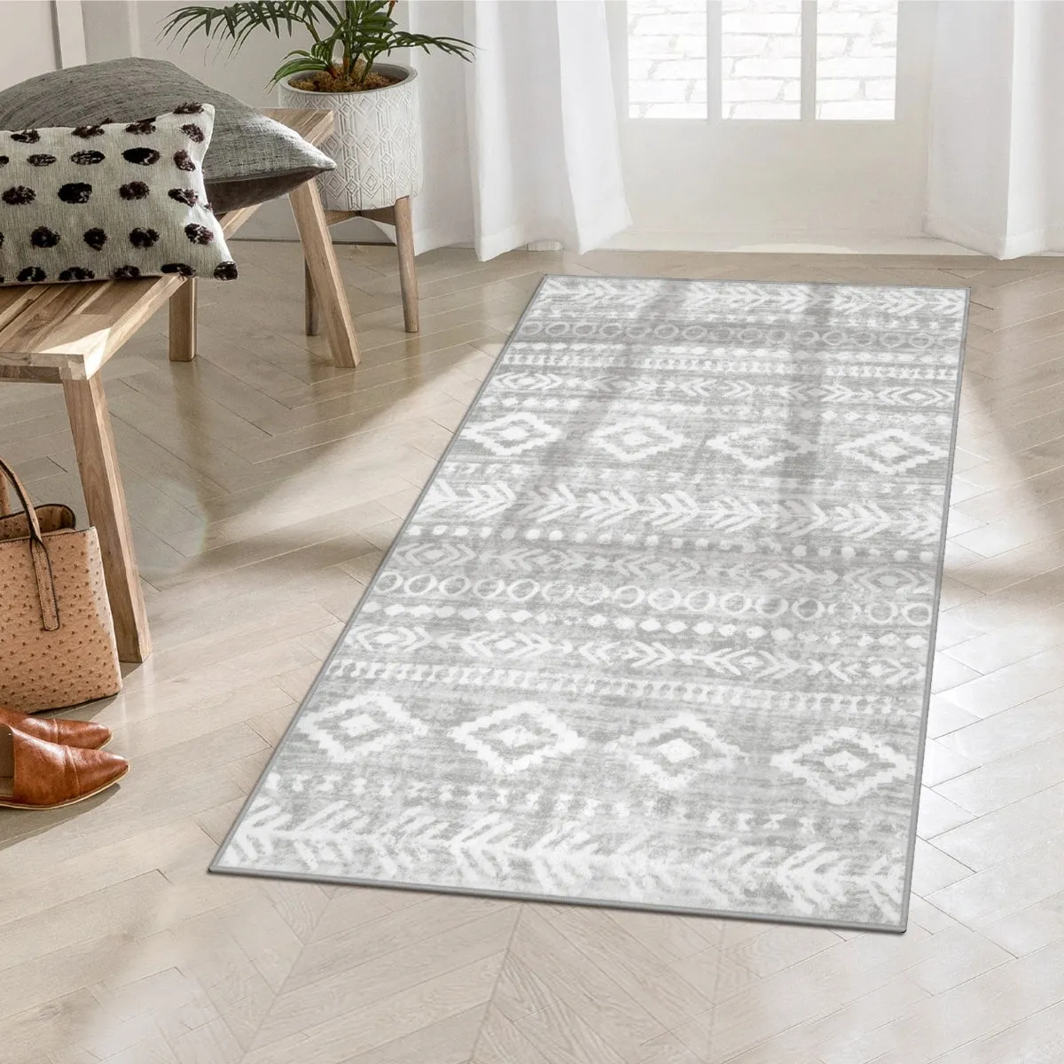 Varena Modern Rustic Farmhouse Moroccan Tribal Grey/White Rug